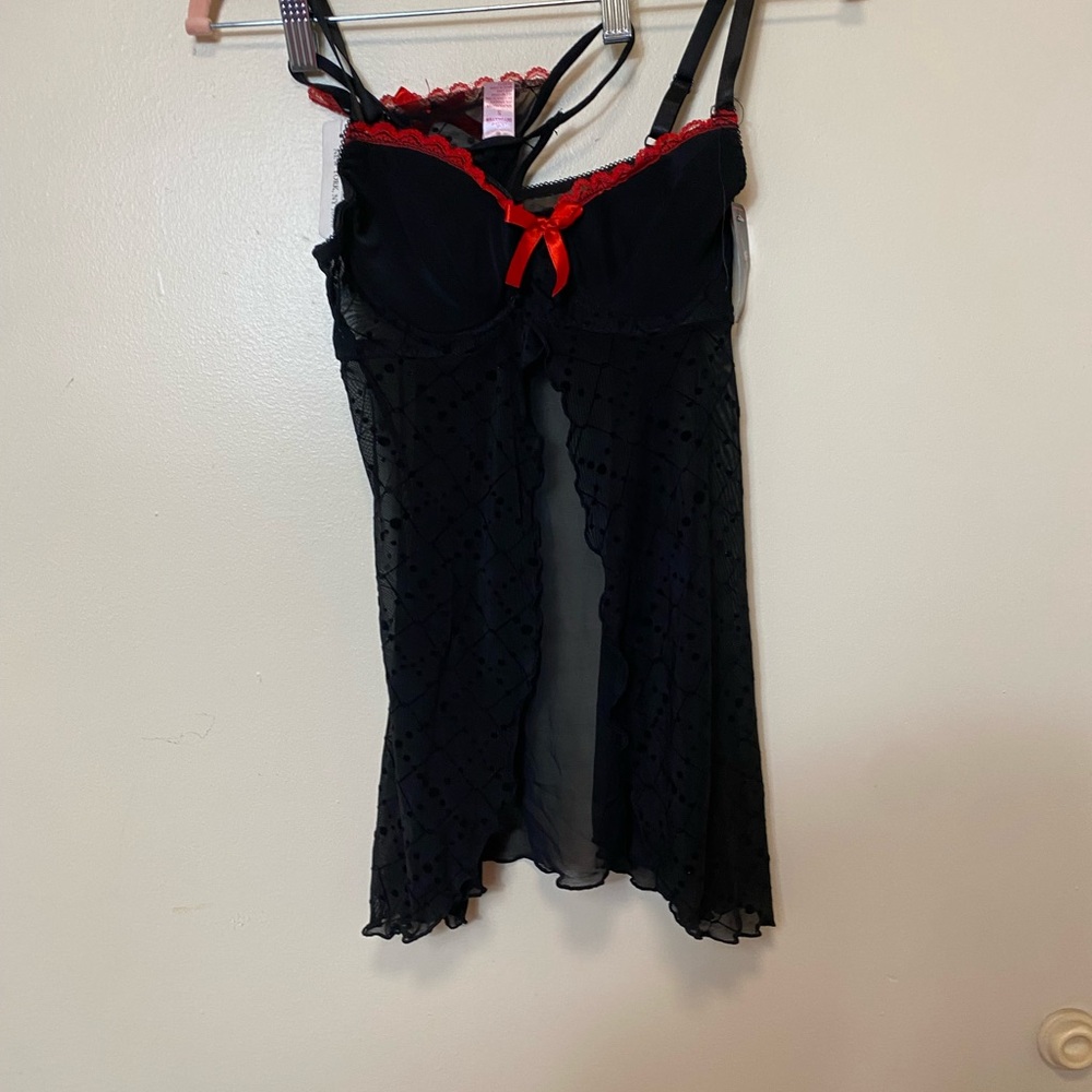 Native Intimates Black and Red Sheer Chemise. Size Small/34B NWT